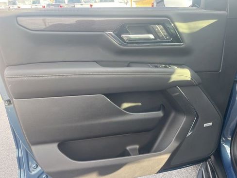 New 2026 GMC Yukon XL Elevation image 13