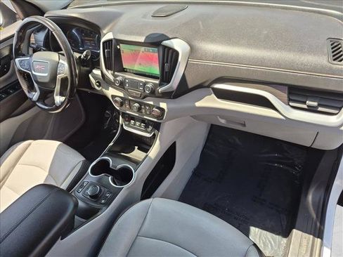 Used 2021 GMC Terrain SLT w/ Infotainment Package II FWD image 22
