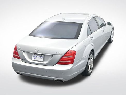 Used 2011 Mercedes-Benz S 550 4MATIC image 28