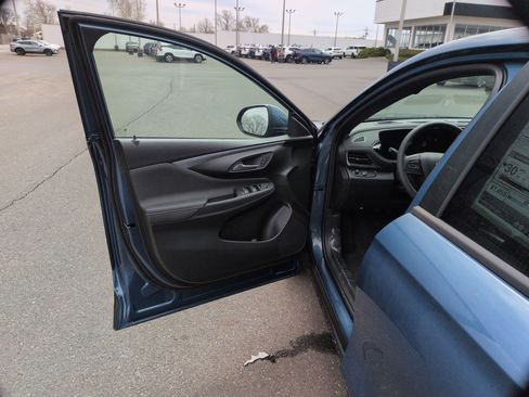 New 2026 Buick Envista Preferred w/ Advanced Safety Package FWD image 21