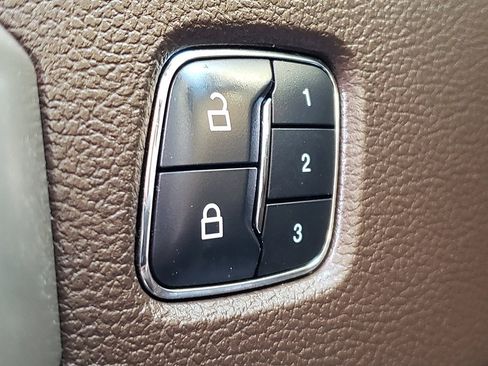 Used 2016 Ford F150 King Ranch w/ Equipment Group 601A Luxury image 29