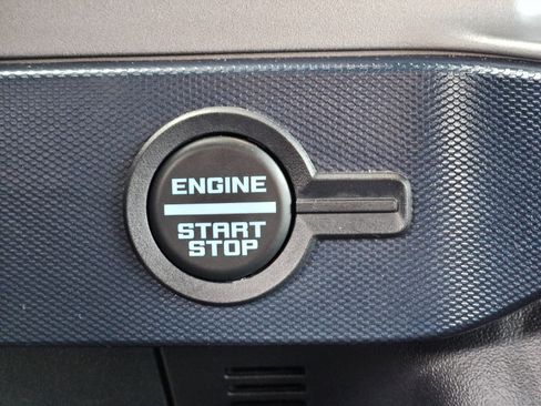 Certified 2023 Ford Bronco Outer Banks w/ Sasquatch Package image 21