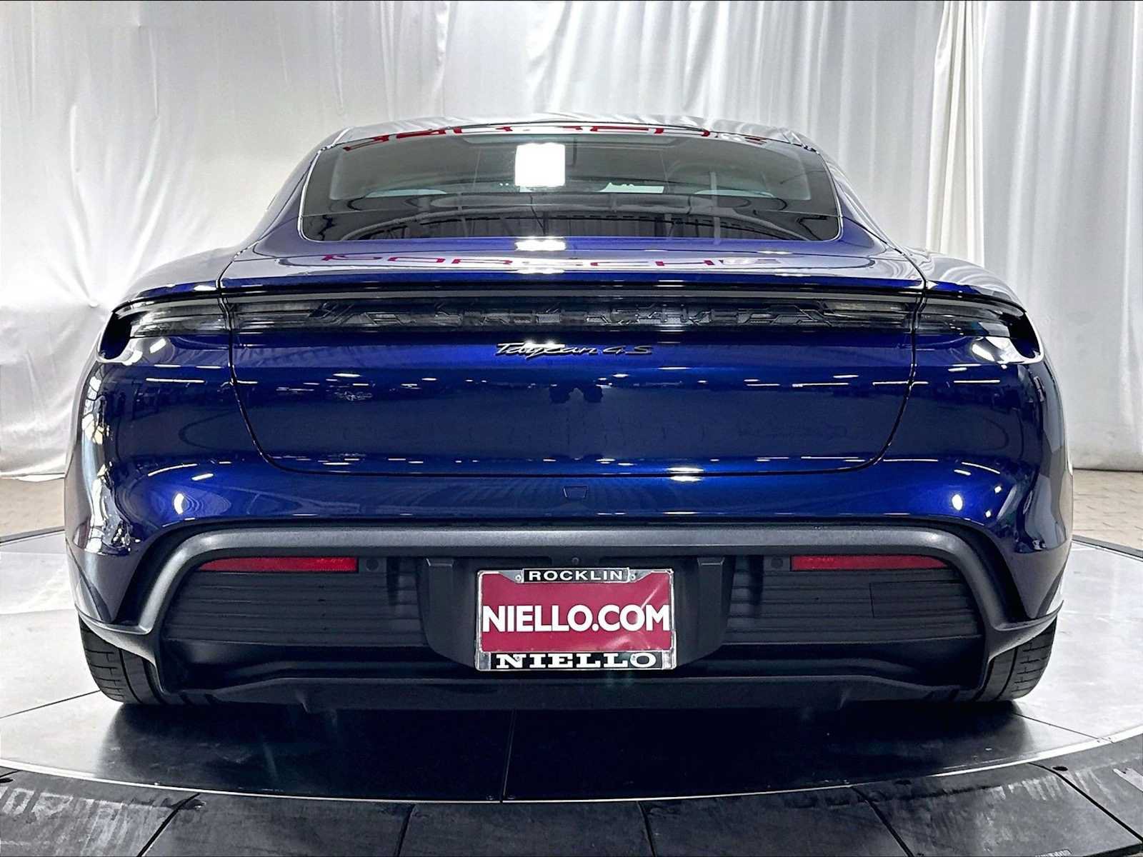 Used 2024 Porsche Taycan 4S AWD/4WD image 9