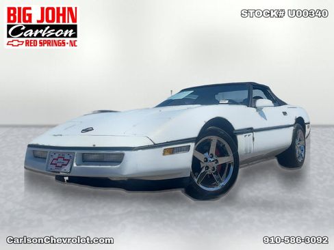 Used 1989 Chevrolet Corvette Convertible RWD image 2
