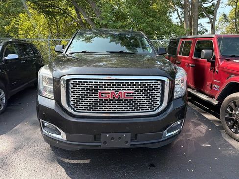 Used 2017 GMC Yukon Denali w/ Open Road Package AWD/4WD image 2