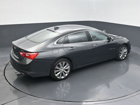 Used 2017 Chevrolet Malibu Premier w/ Premier Sun and Wheel Package image 21