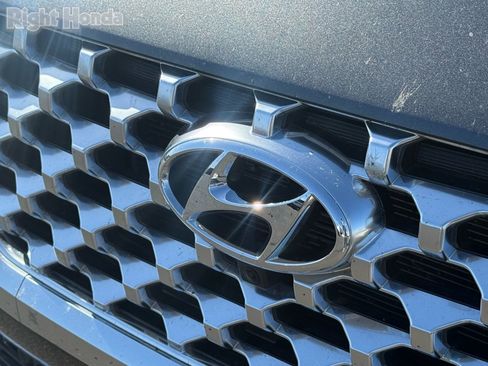 Used 2022 Hyundai Santa Fe Limited image 8