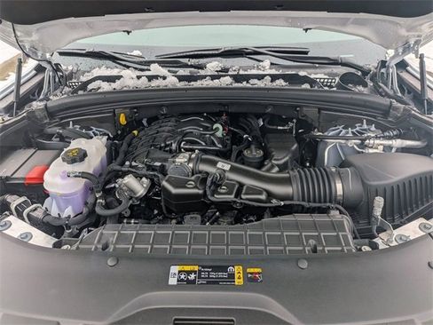 New 2025 Jeep Grand Cherokee Altitude image 32