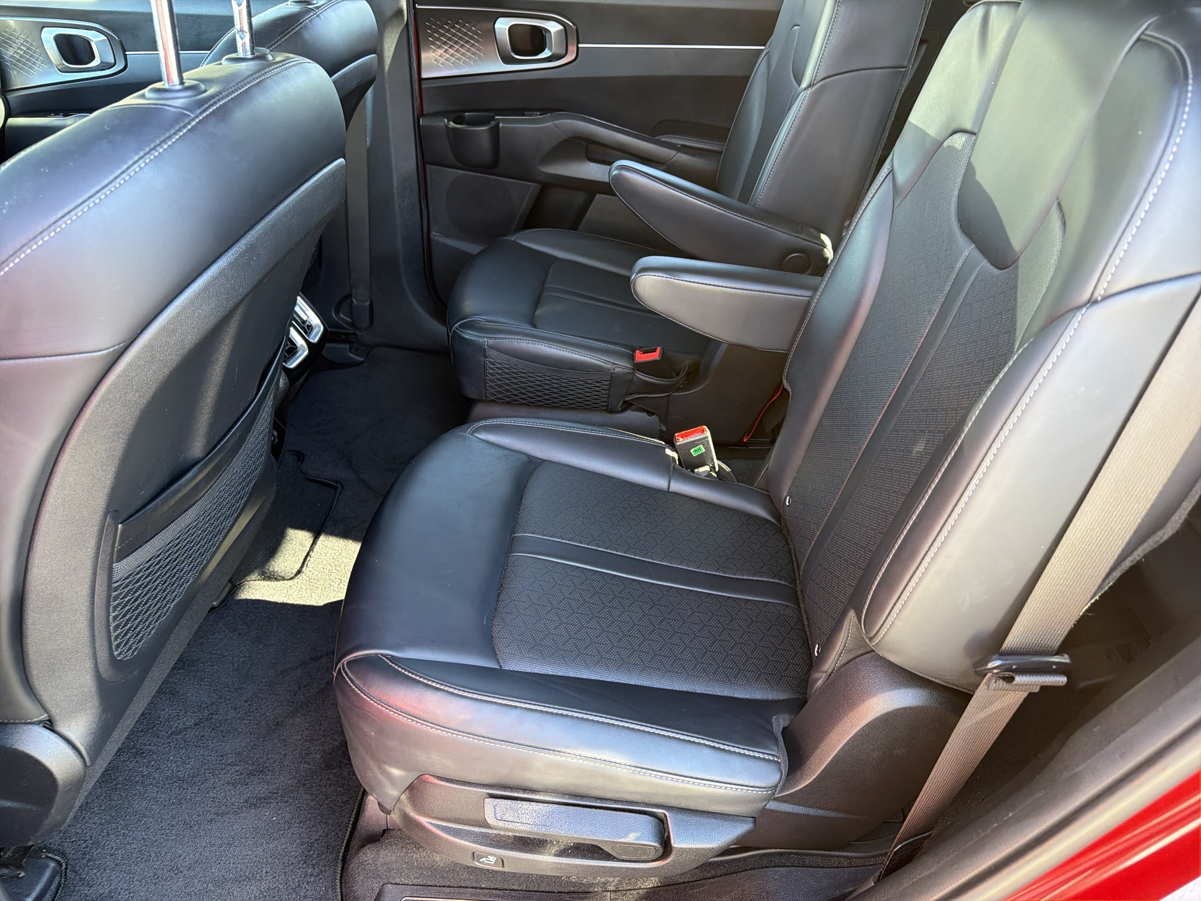 Used 2022 Kia Sorento S AWD/4WD image 18