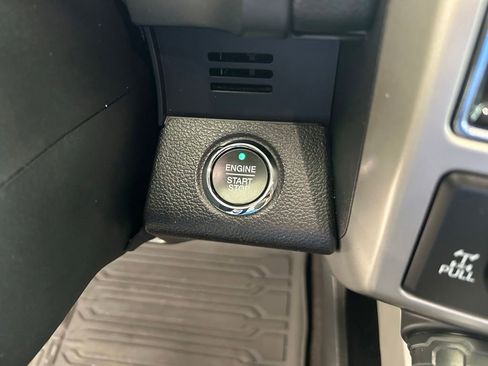 Used 2020 Ford F150 Lariat w/ Equipment Group 502A Luxury AWD/4WD image 50