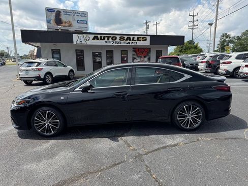 Used 2025 Lexus ES 300h F Sport FWD image 9