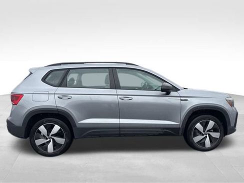 Used 2024 Volkswagen Taos S image 17