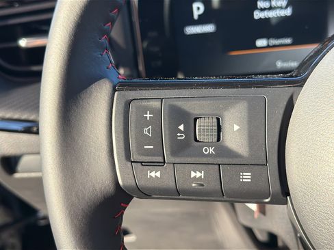 New 2026 Nissan Kicks SR w/ Cold Weather Package image 19