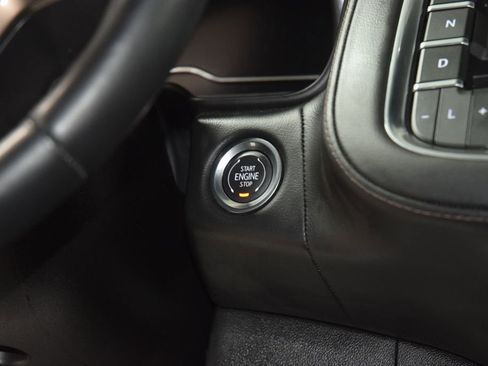 Used 2024 Chevrolet Suburban High Country w/ Advanced Technology Package image 33