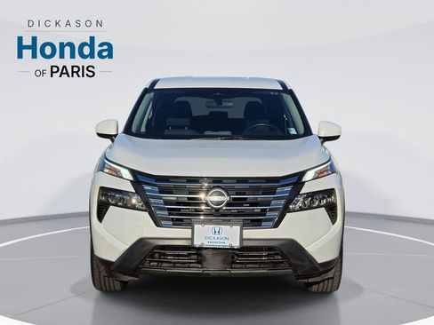 Used 2025 Nissan Rogue SV AWD/4WD image 2