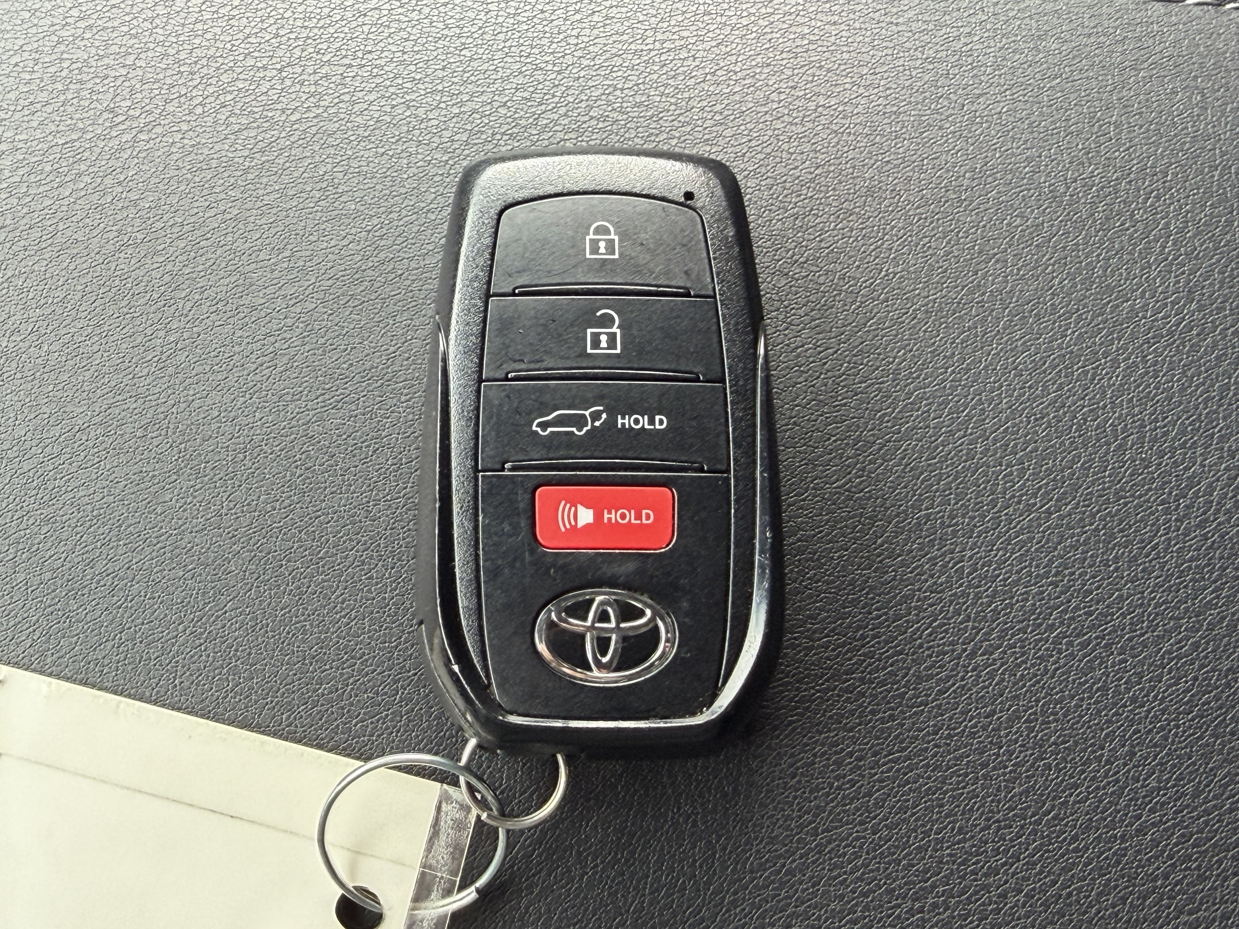 Used 2023 Toyota Venza Nightshade AWD/4WD image 30