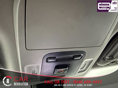 Used 2023 Toyota Camry SE image 21