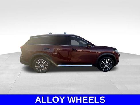 Used 2023 INFINITI QX60 Sensory w/ Cargo Package AWD/4WD image 3