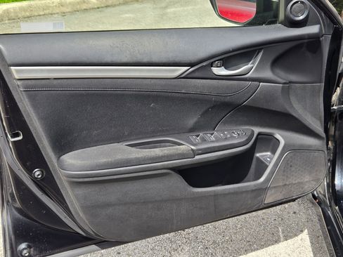 Used 2018 Honda Civic EX-T image 6