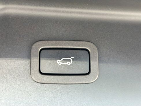 Used 2021 Land Rover Range Rover SV Autobiography Dynamic image 14