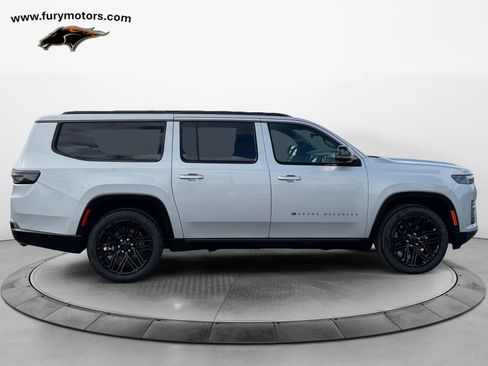 New 2026 Jeep Grand Wagoneer L Limited AWD/4WD image 2