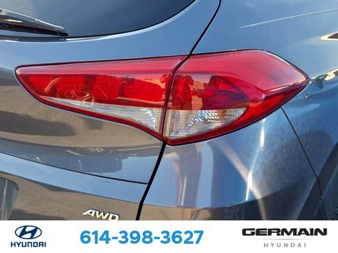 Used 2017 Hyundai Tucson SE w/ SE Popular Package 02 AWD/4WD image 10