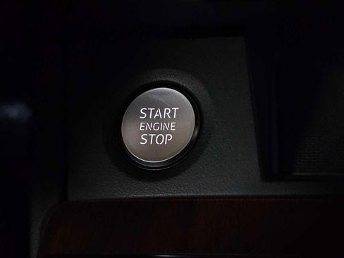 Used 2023 Audi Q5 2.0T Premium w/ Convenience Package image 32