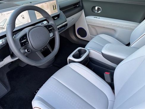 Used 2024 Hyundai Ioniq 5 Limited image 13