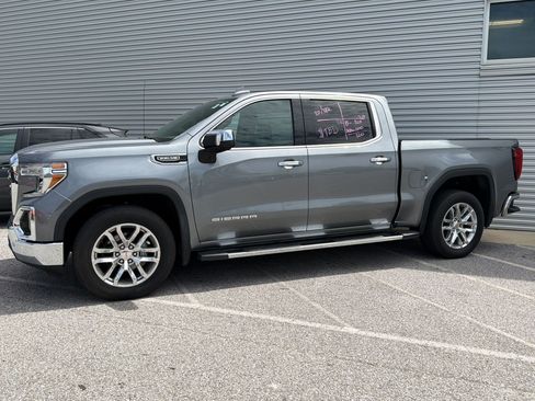 Used 2020 GMC Sierra 1500 SLT w/ SLT Premium Plus Package RWD image 2