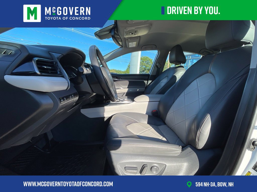 Used 2019 Toyota Camry XLE FWD image 10