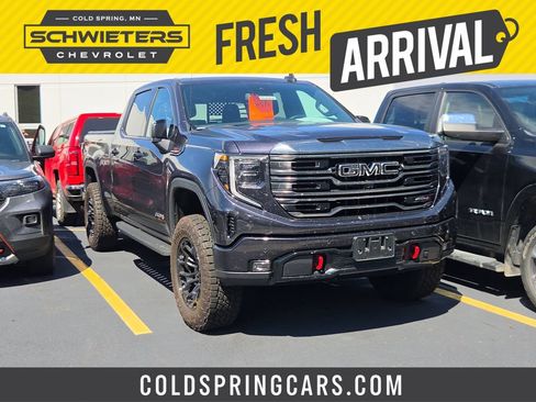 Used 2024 GMC Sierra 1500 AT4 w/ AT4 Premium Package AWD/4WD image 1