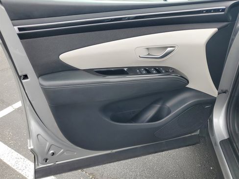 Used 2024 Hyundai Tucson Limited image 8