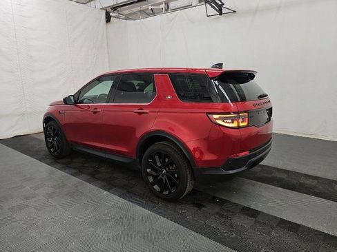 Used 2022 Land Rover Discovery Sport SE image 3