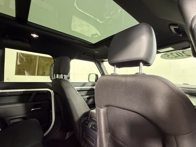 Certified 2025 Land Rover Defender 110 S AWD/4WD image 25