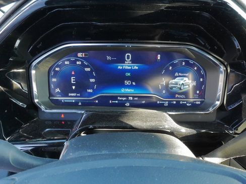 Used 2024 Chevrolet Silverado 1500 LT image 23