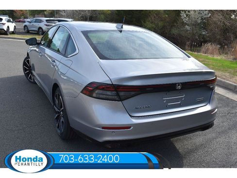 New 2026 Honda Accord Hybrid Touring image 5