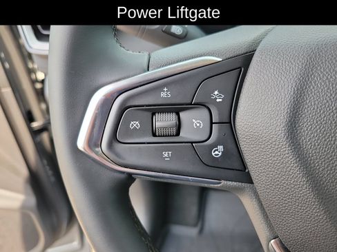 Used 2025 Chevrolet TrailBlazer LT w/ Convenience Package AWD/4WD image 16