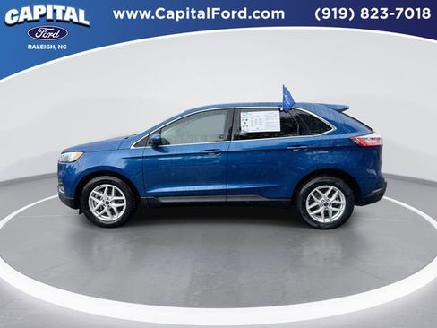 Certified 2022 Ford Edge SEL w/ Convenience Package image 5