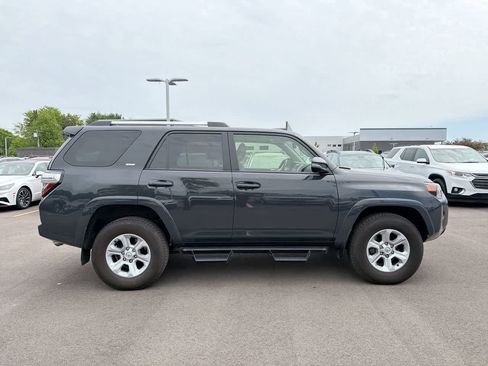 Used 2024 Toyota 4Runner SR5 Premium w/ Moonroof Package AWD/4WD image 14
