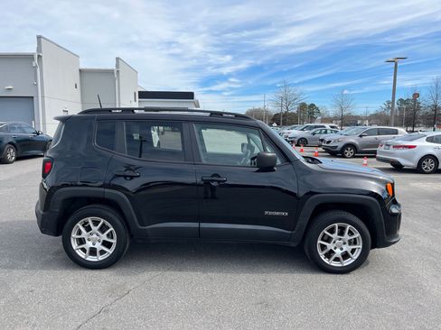 Used 2019 Jeep Renegade Sport w/ Sport Appearance Group image 10