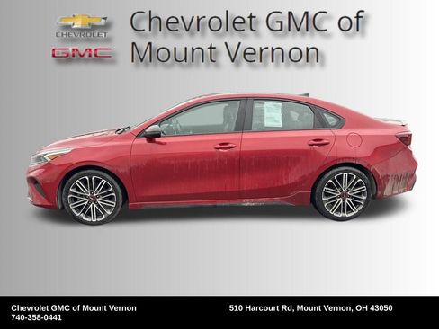 Used 2022 Kia Forte GT image 2