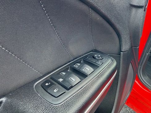 Used 2022 Dodge Charger SXT image 30