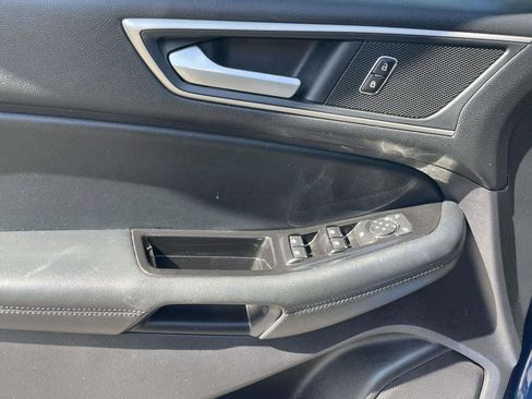 Used 2020 Ford Edge SEL image 17