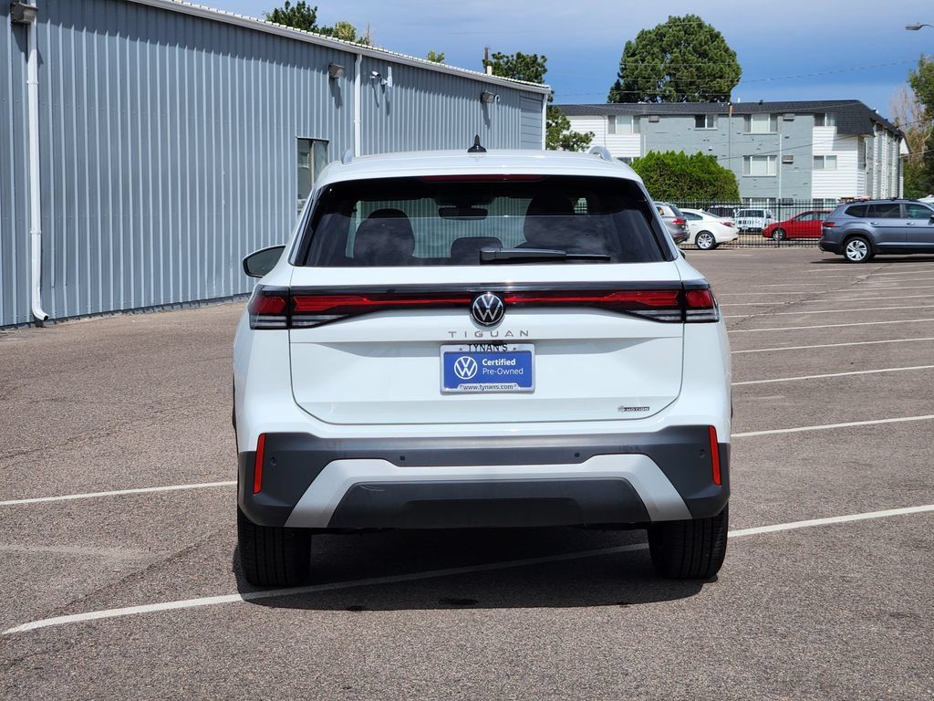 Certified 2025 Volkswagen Tiguan S AWD/4WD image 6