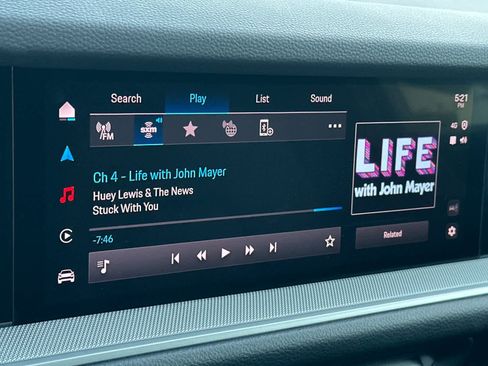 Used 2025 Porsche Cayenne image 20