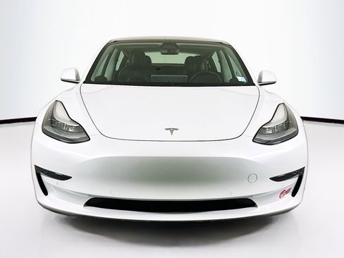 Used 2018 Tesla Model 3 Long Range image 2