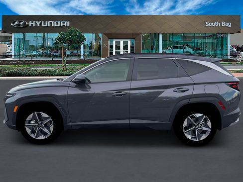 New 2026 Hyundai Tucson SEL FWD image 3