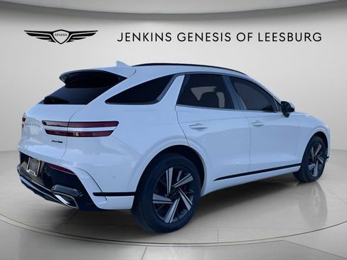 Used 2026 Genesis GV70 3.5T Sport Advanced AWD/4WD image 5