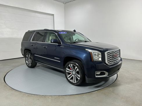 Used 2020 GMC Yukon Denali w/ Denali Ultimate Package image 2