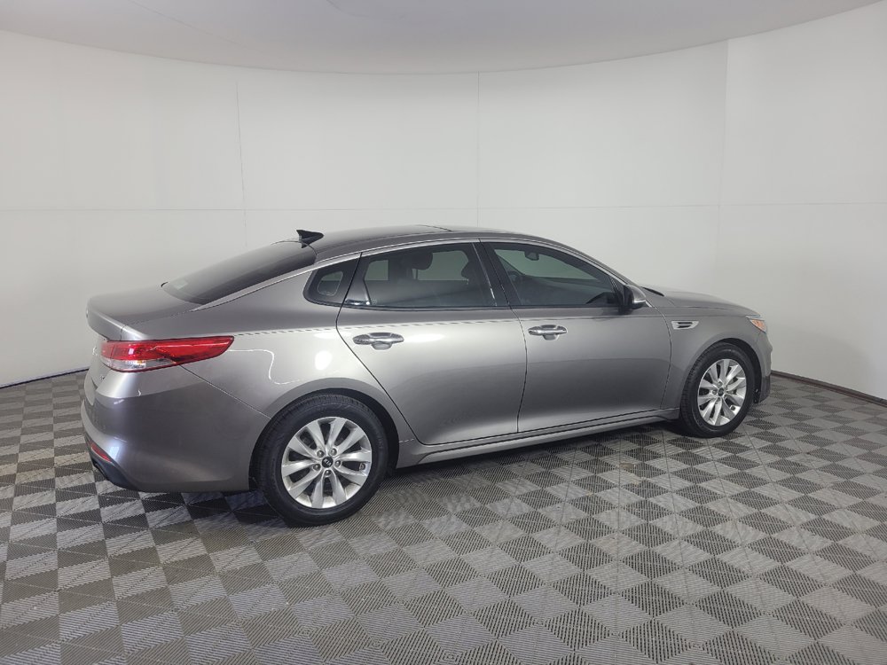 Used 2016 Kia Optima EX w/ Premium Package FWD image 10